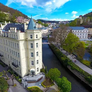 Pavlov Hotel